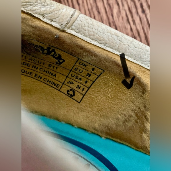 groundhog Slip On Sz 8 Cream Leather Rubber Sole Ballet - Picture 6 of 12